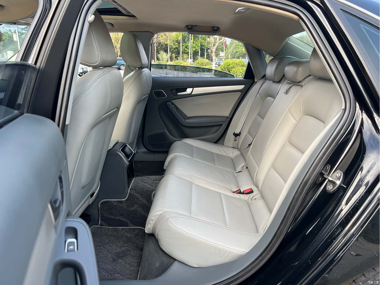 Audi A4L, 2013 16