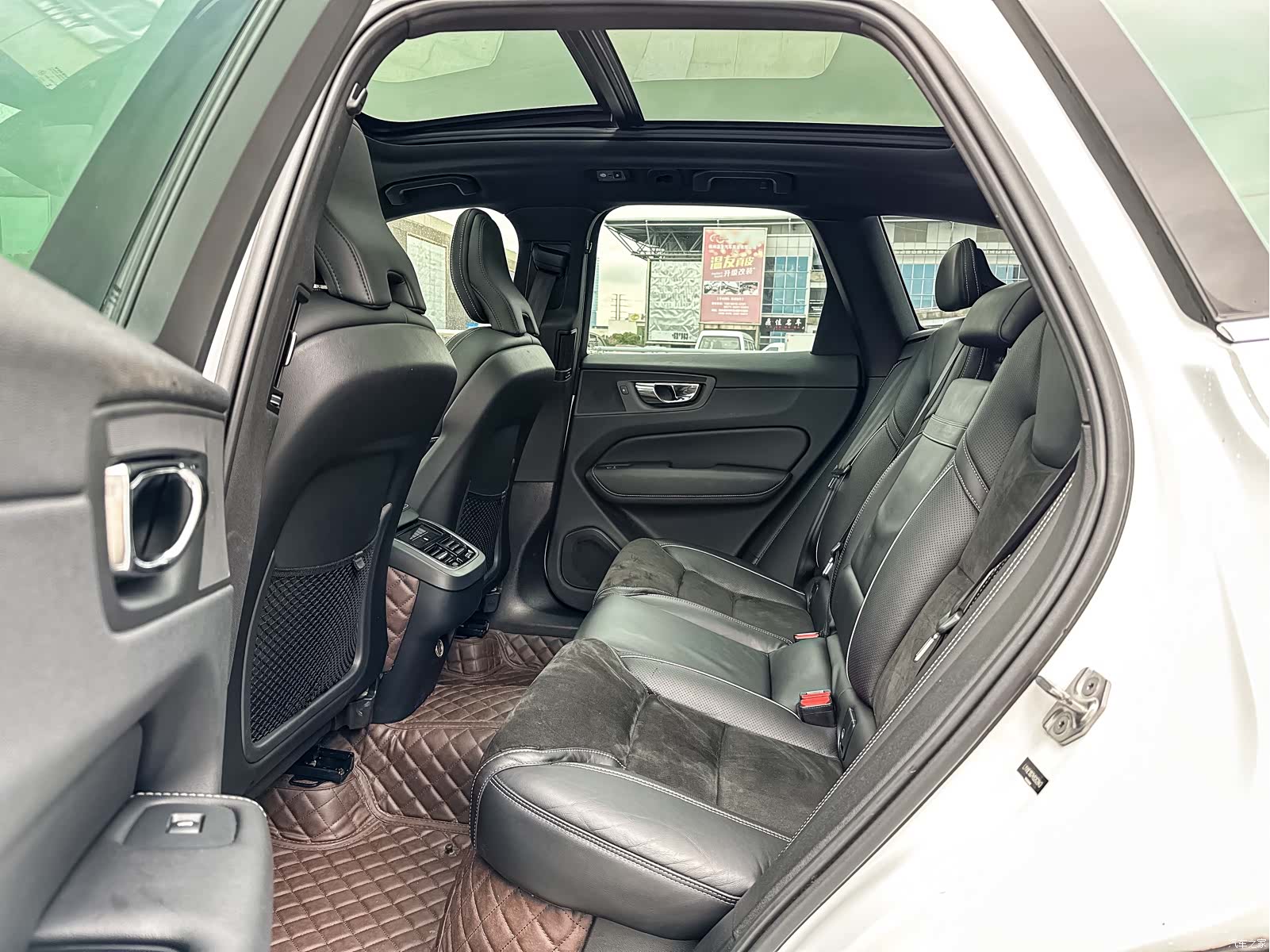 Volvo XC60, 2019 13