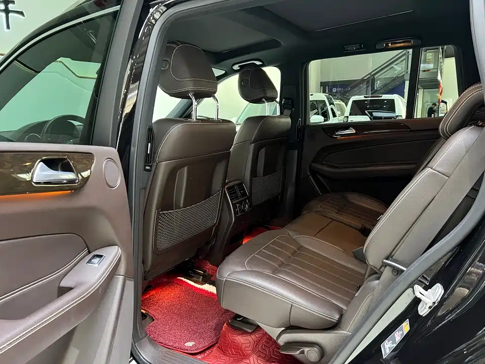 Mercedes-Benz GLS Mercedes-Benz GLS