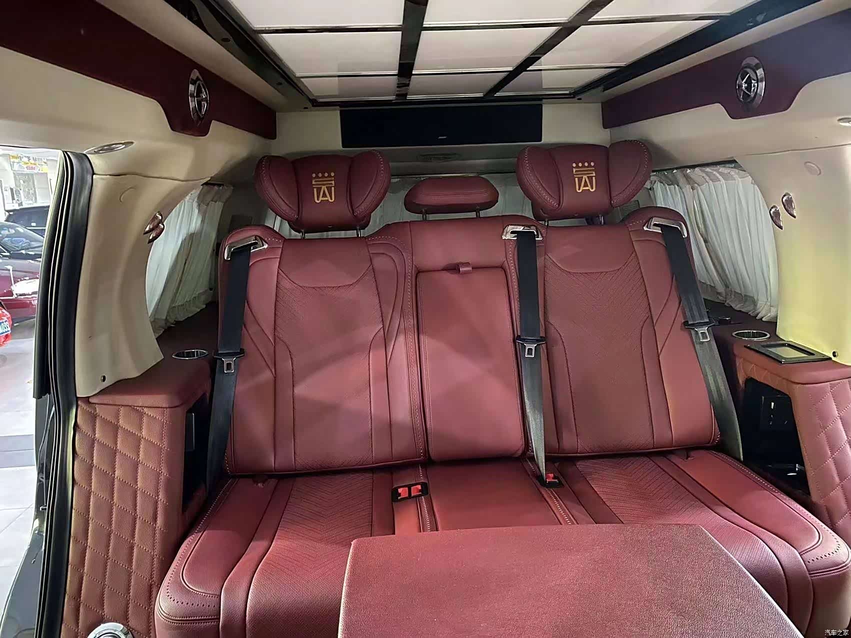 Lincoln Navigator, 2016 9