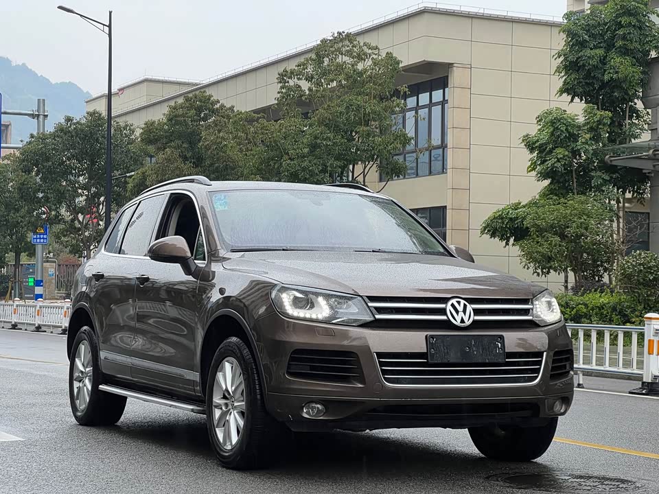 Volkswagen Touareg
