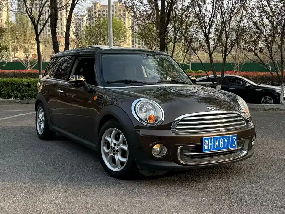 MINI CLUBMAN