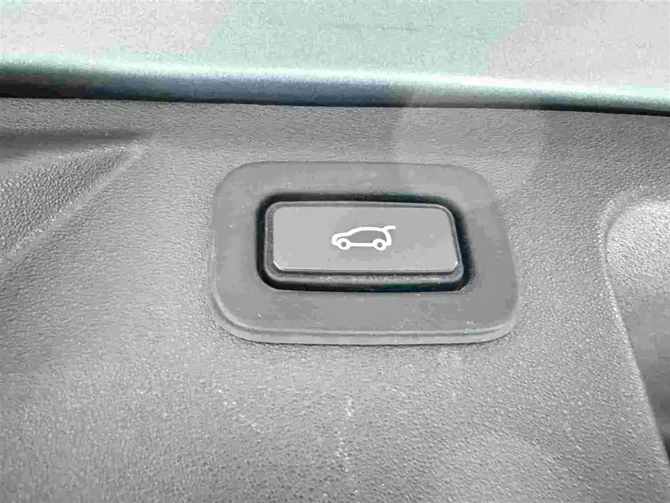 Land Rover Discover sports