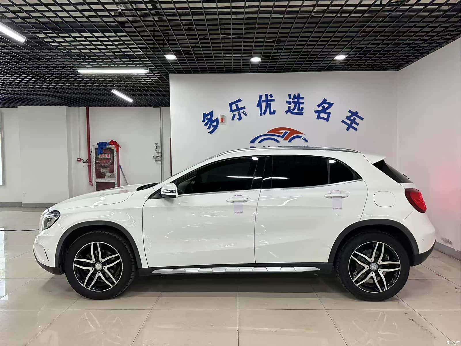 Mercedes-Benz GLA, 2015 7