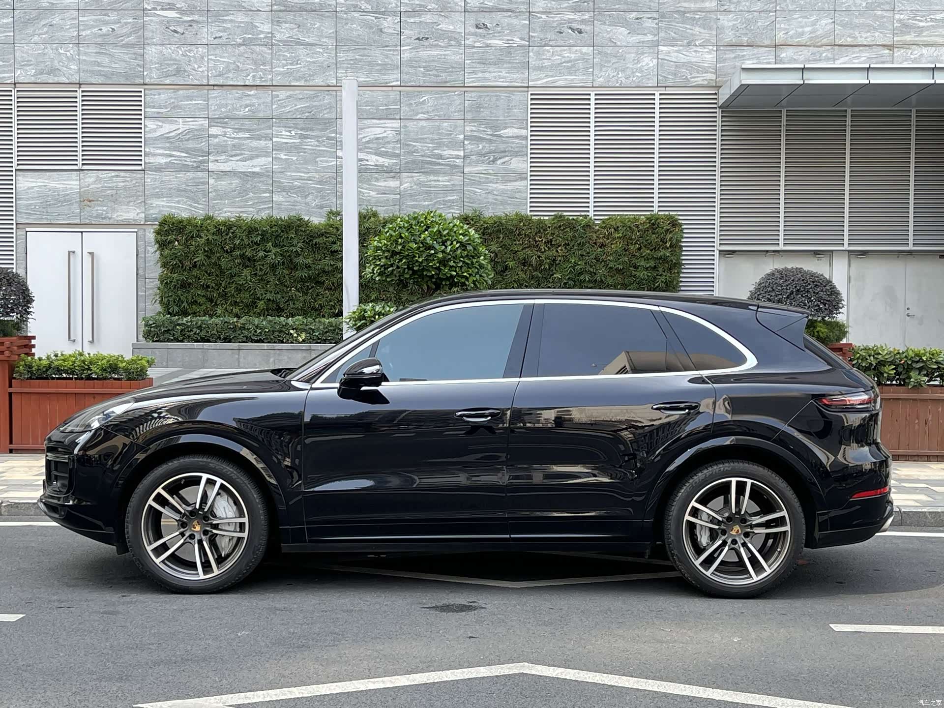 Porsche Cayenne, 2020 3