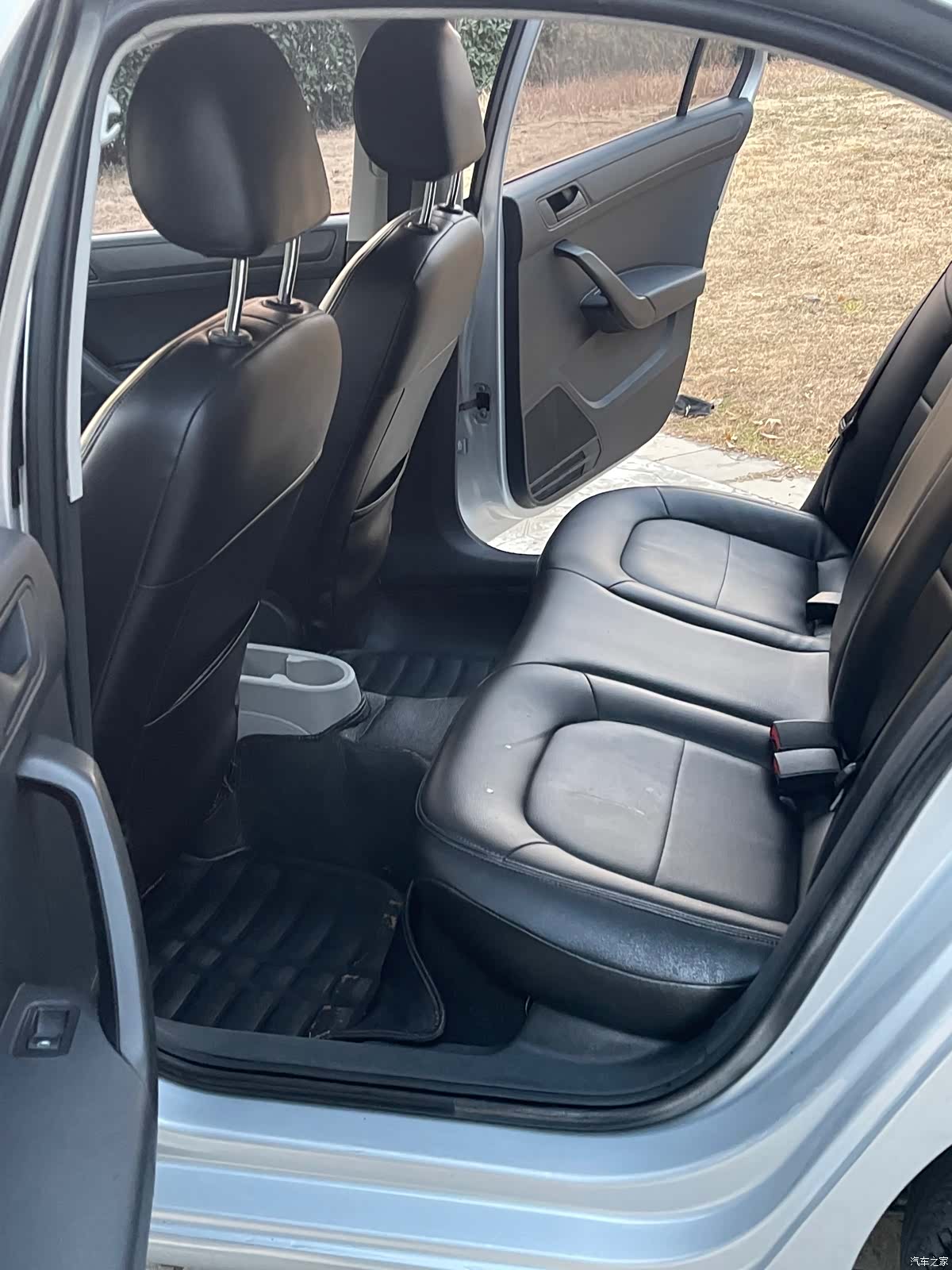 Skoda Rapid, 2016 7
