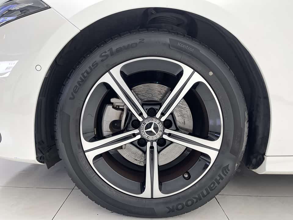 Mercedes-Benz Class A Mercedes-Benz Class A