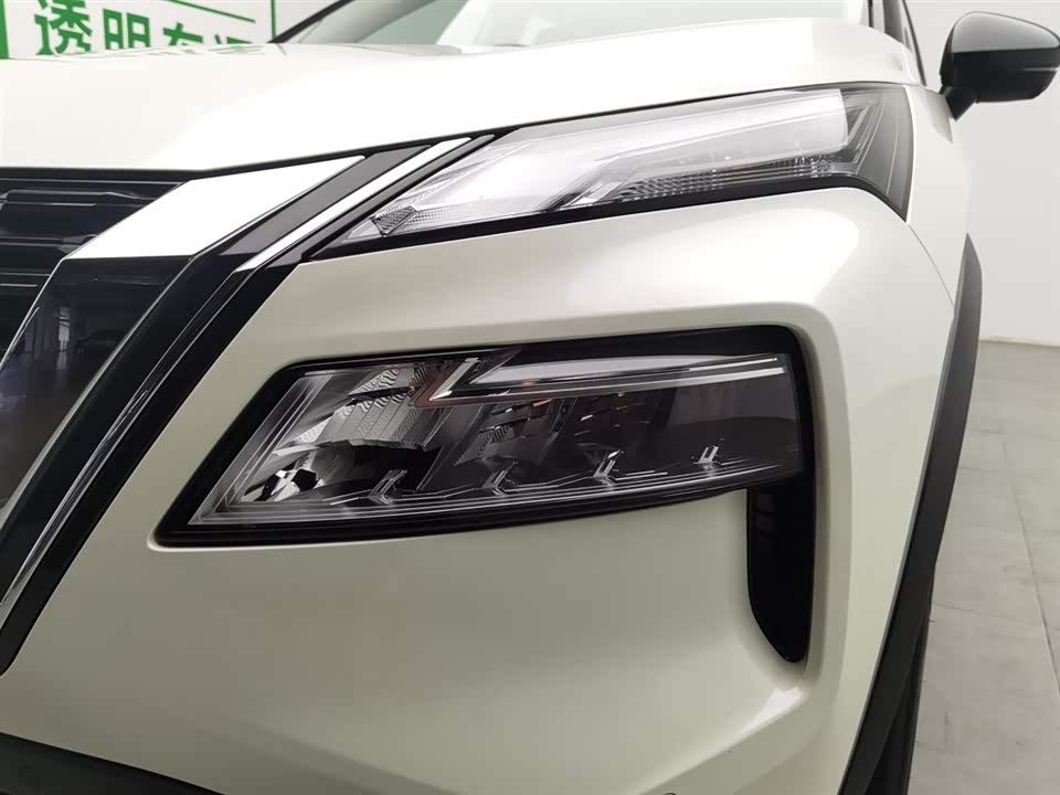 Nissan Qijun