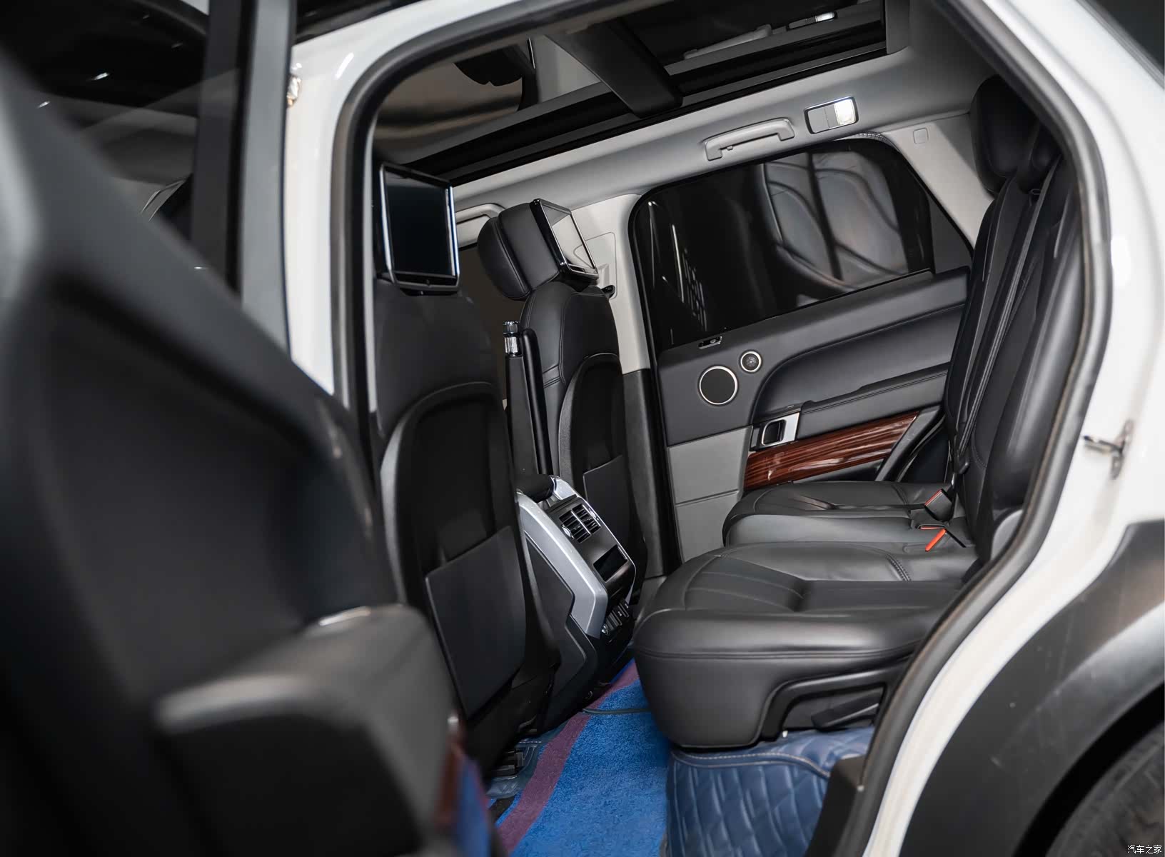 Land Rover Range Rover, 2018 18