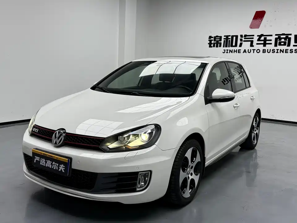 Volkswagen Golf GTI