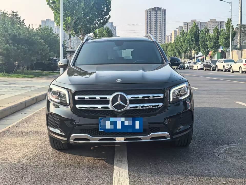 Mercedes-Benz GLB Mercedes-Benz GLB