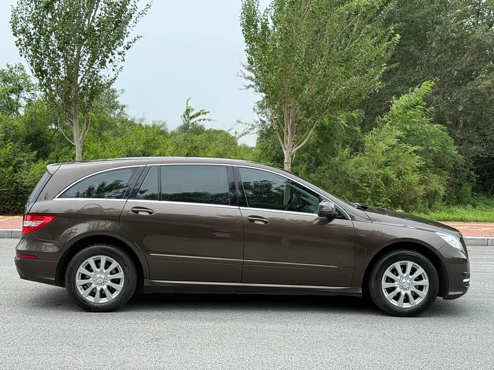 Mercedes-Benz R-class