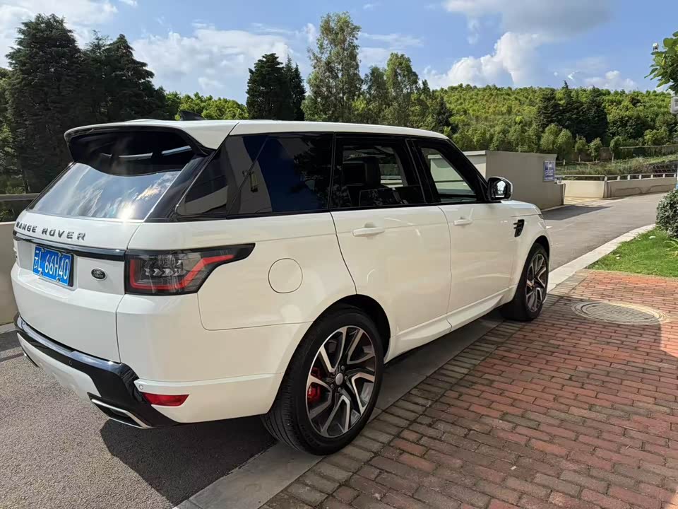 Land Rover Range Rover Sport Land Rover Range Rover Sport