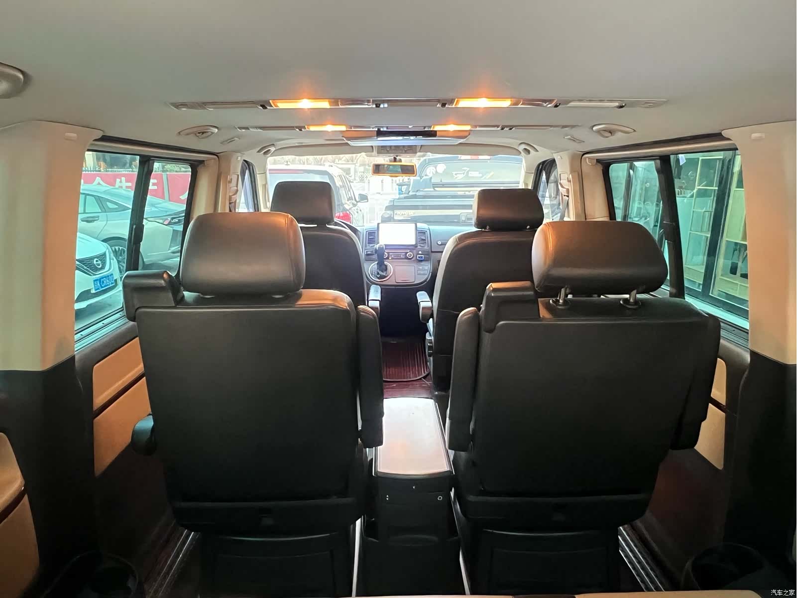 Volkswagen 65, 2015 15