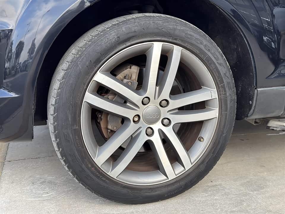 Audi Q7 Audi Q7