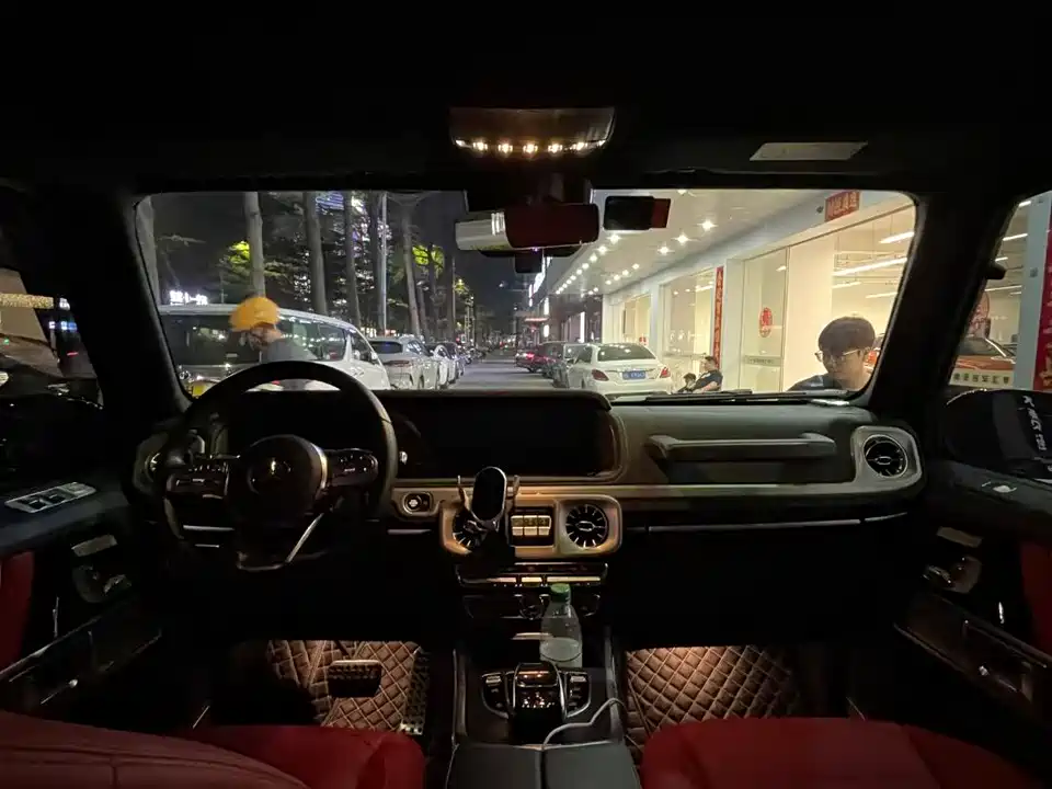 Mercedes-Benz G-class