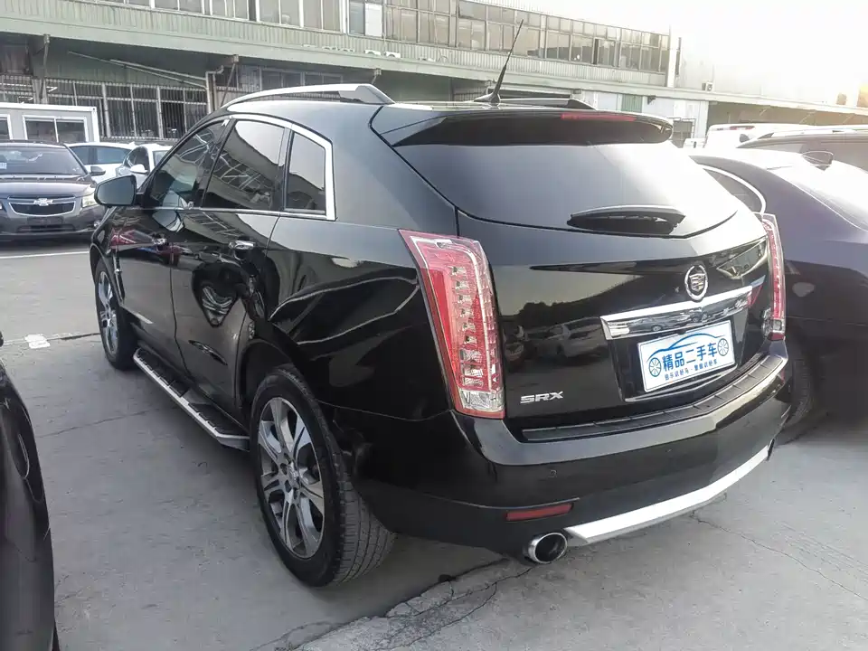 Cadillac SRX