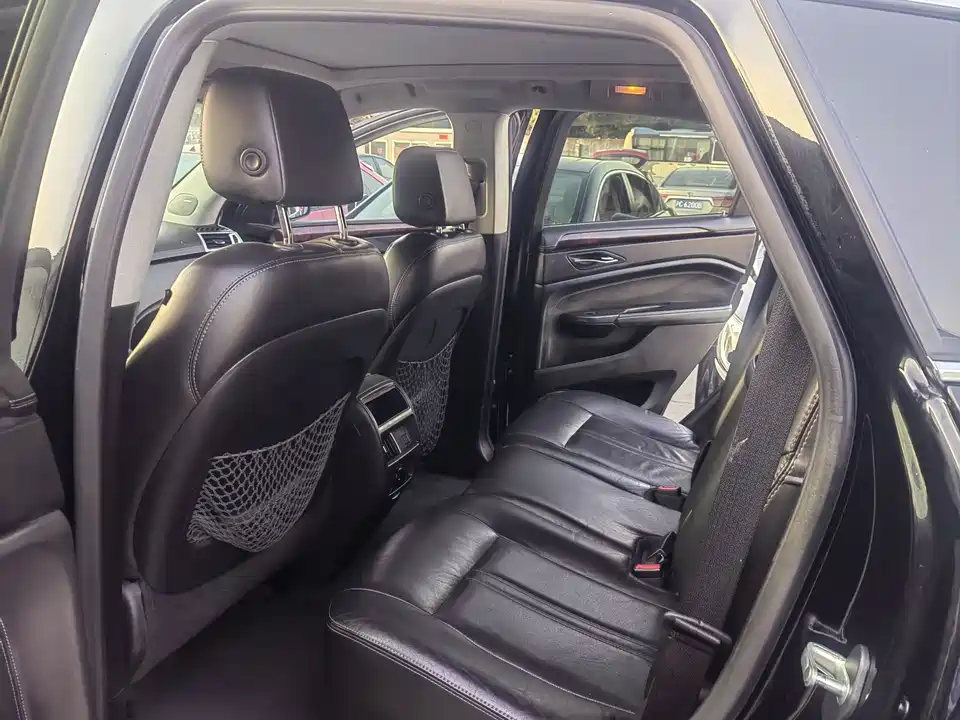 Cadillac SRX