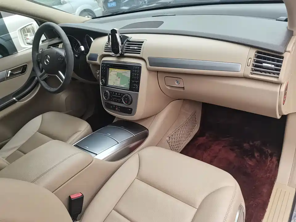 Mercedes-Benz R-class