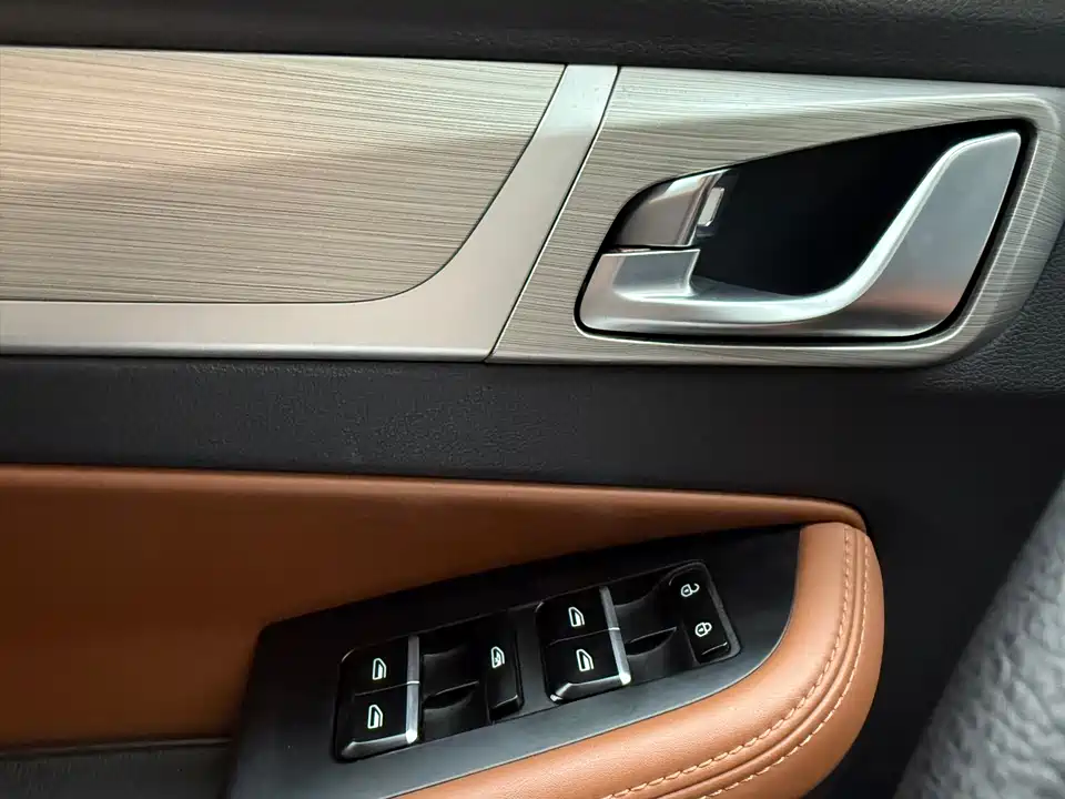 Geely Vision X6