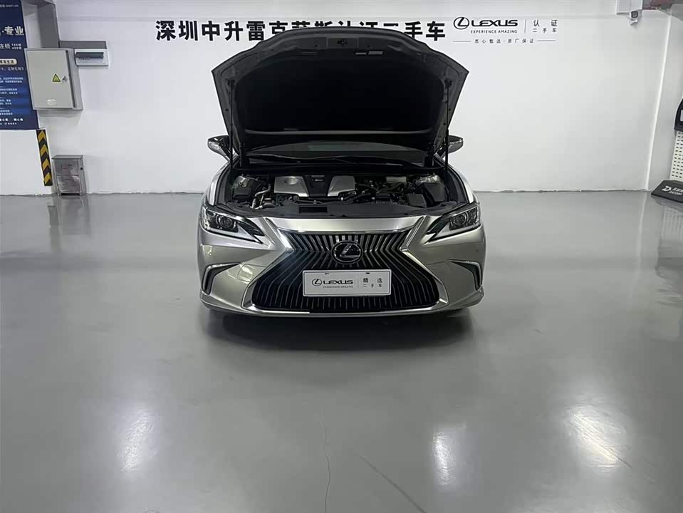 Lexus ES Lexus ES
