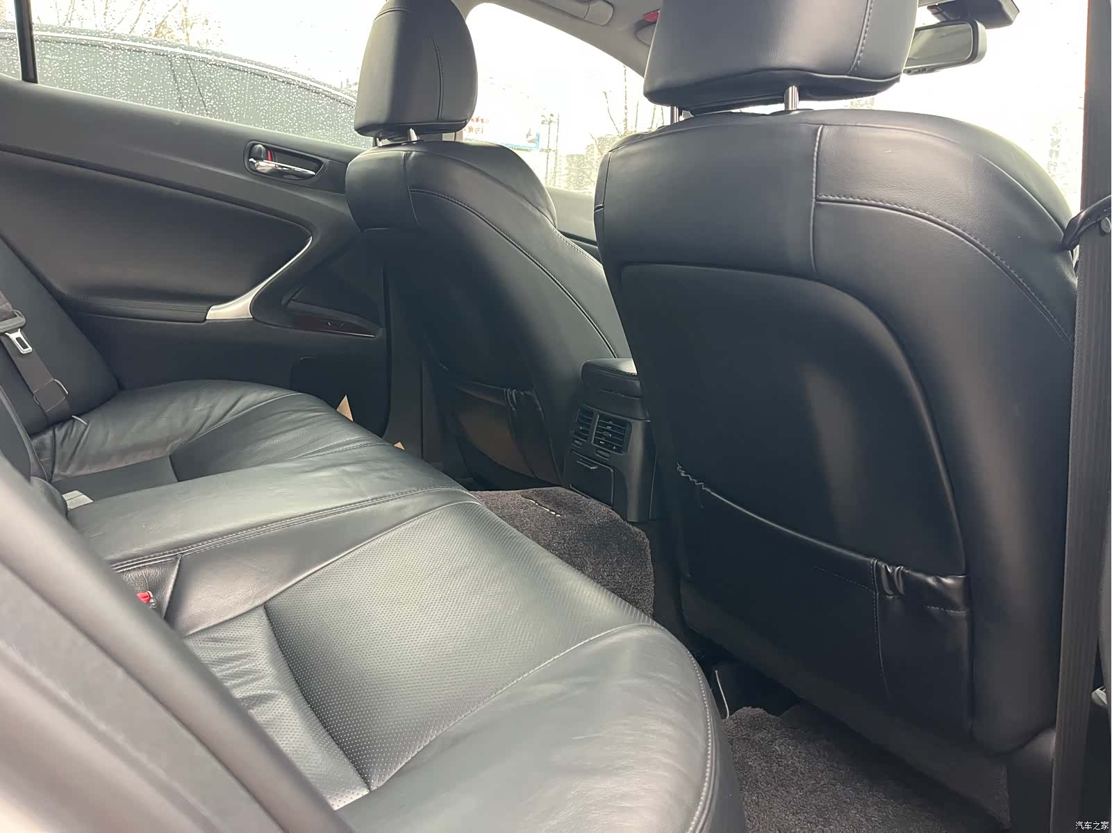 Lexus IS, 2008 7