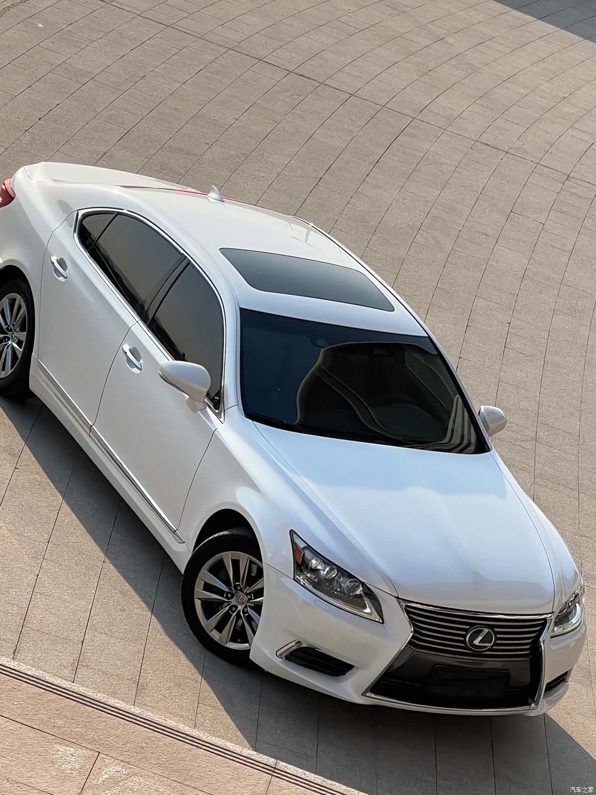 Lexus LS, 2016 6