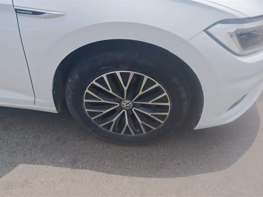 Volkswagen Sagitar Volkswagen Sagitar