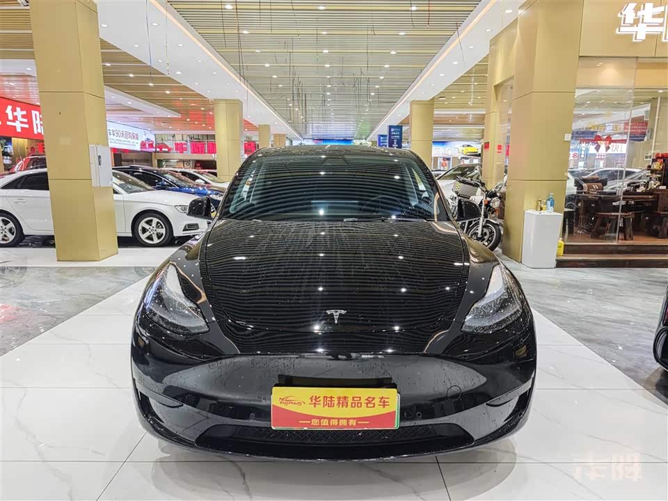 Tesla Model Y Tesla Model Y