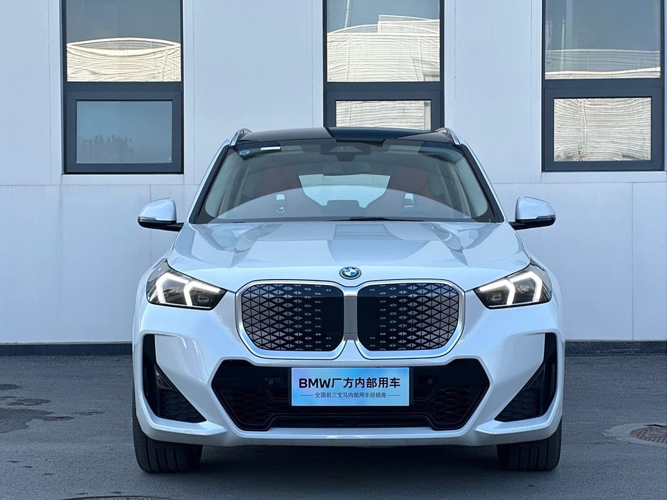 BMW iX1 BMW iX1
