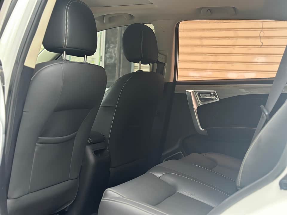 Geely Vision X6