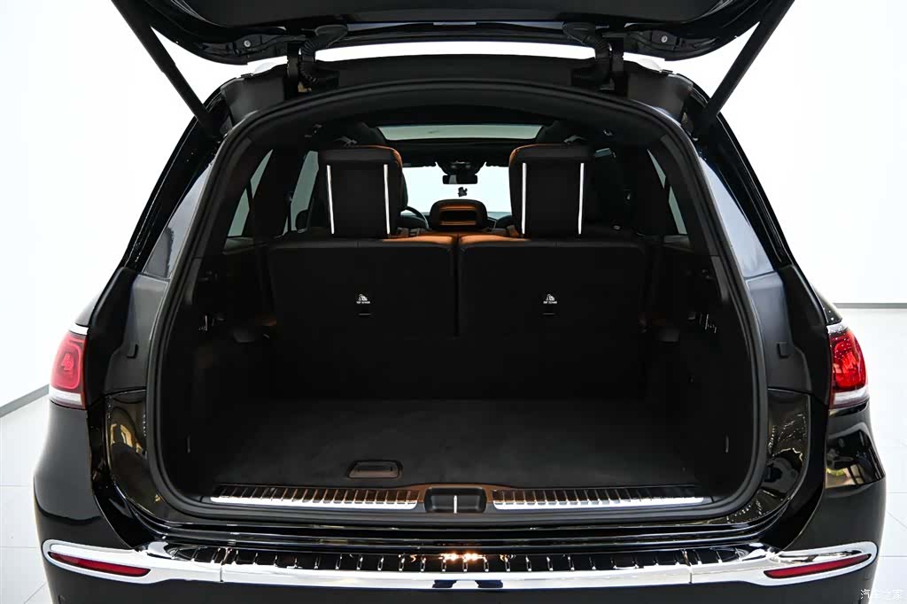Mercedes-Benz GLS, 2023 34