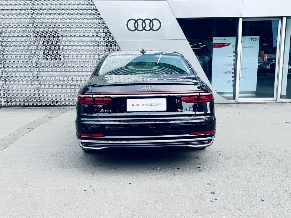 Audi A8