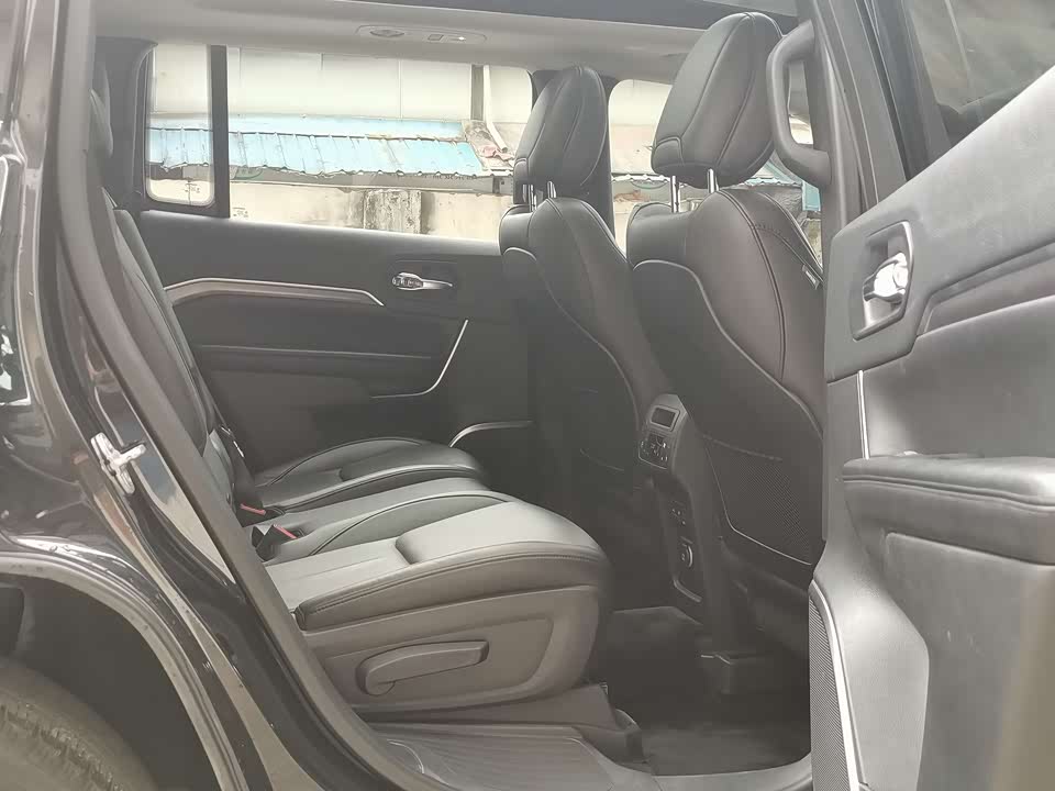 Jeep Grand Commander