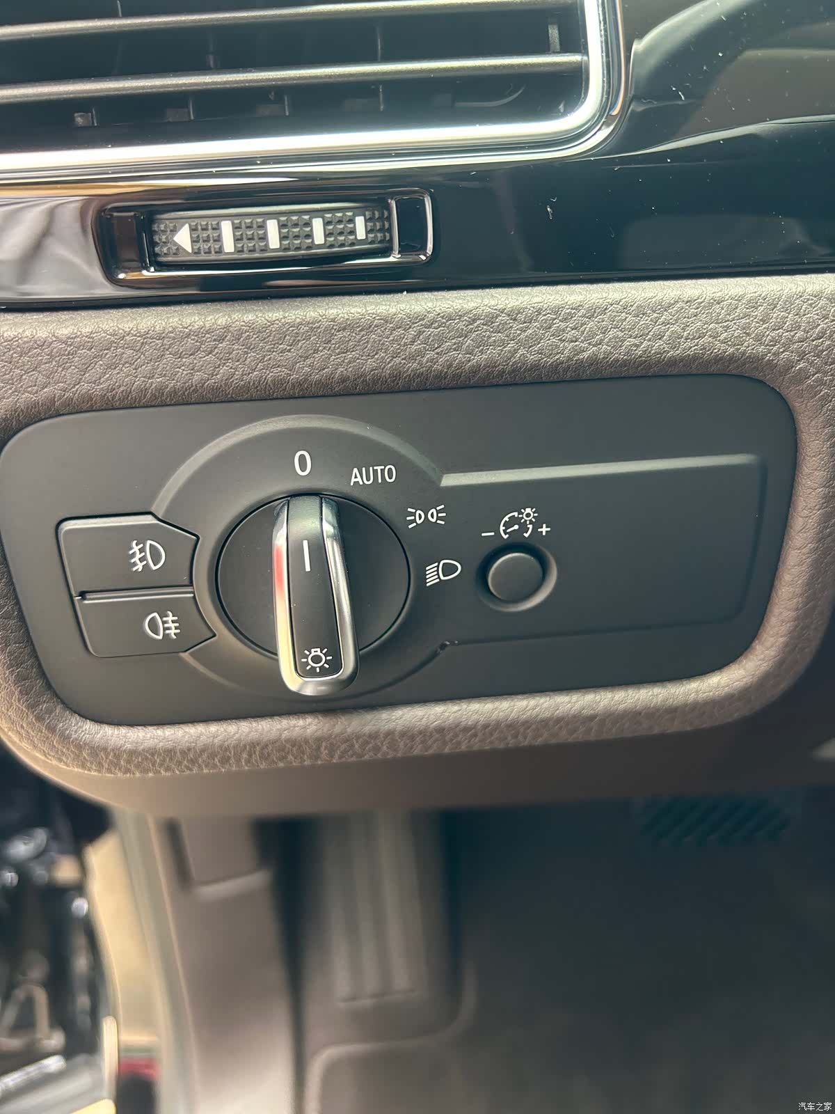 Volkswagen Touareg, 2016 14
