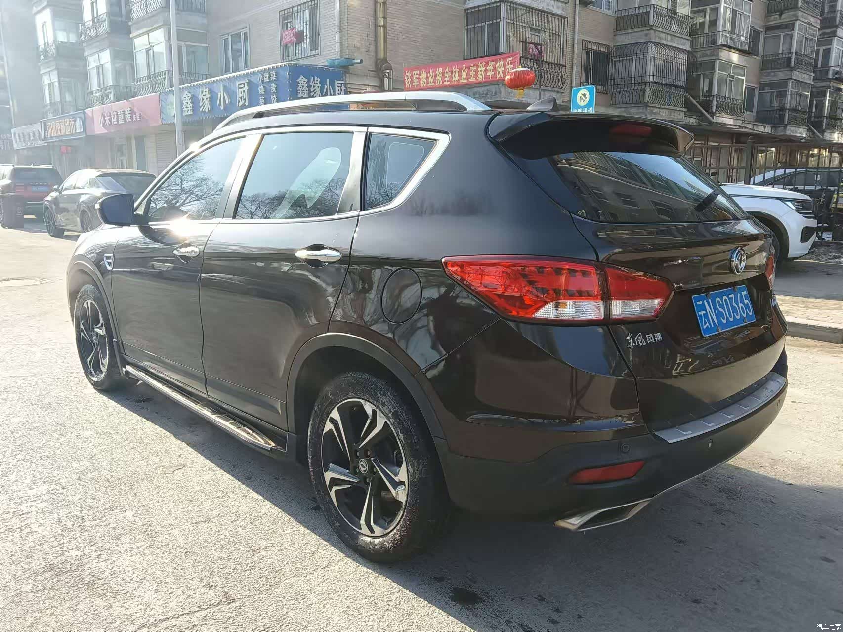 DongFeng AX7, 2017 6