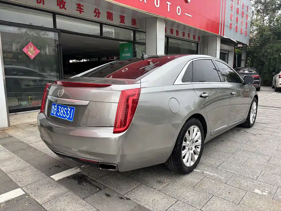 Cadillac XTS