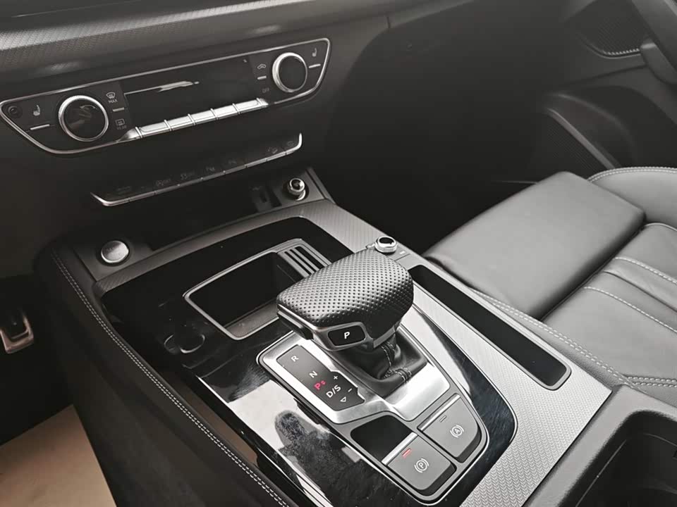 Audi Q5L Audi Q5L