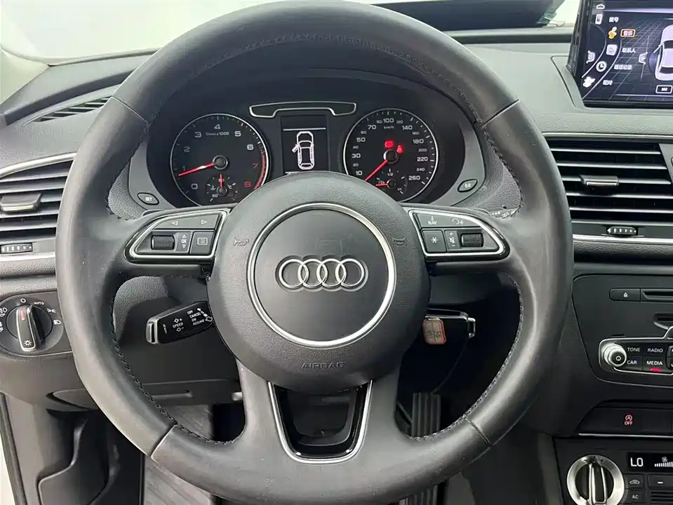Audi Q3 Audi Q3