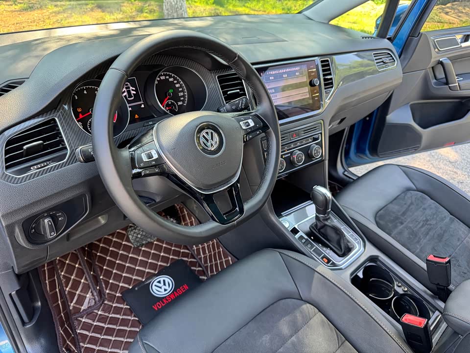 Volkswagen Golf*Jiayu Volkswagen Golf*Jiayu