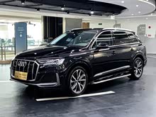 µQ7 2020 55 TFSI quattro S line˶