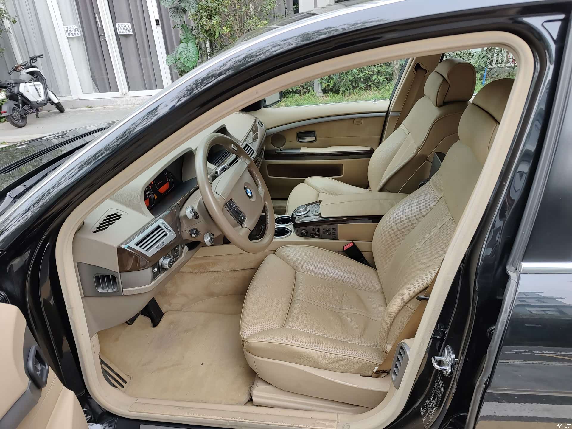 BMW 7 Series, 2008 9