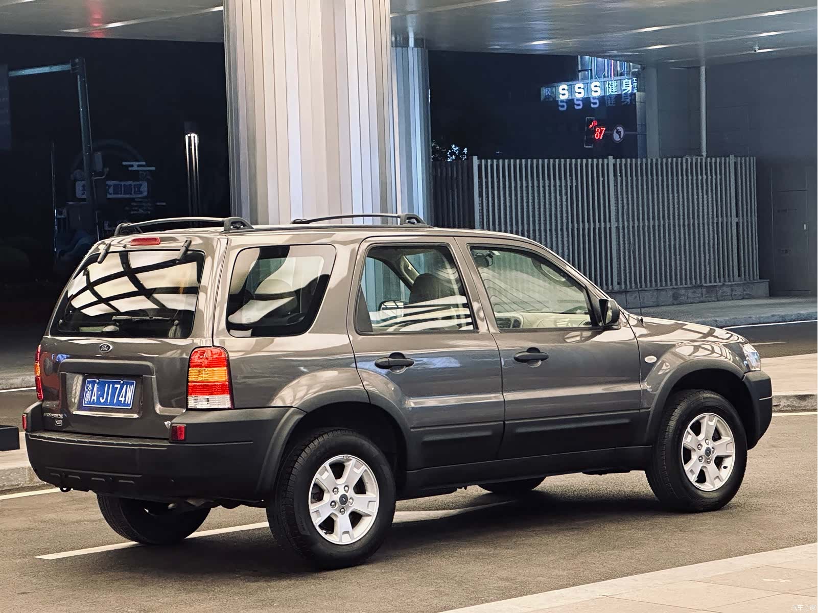 Ford Escape, 2006 9