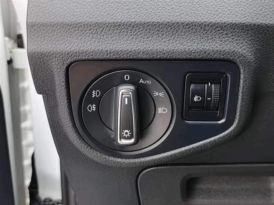 Volkswagen Golf*Jiayu Volkswagen Golf*Jiayu