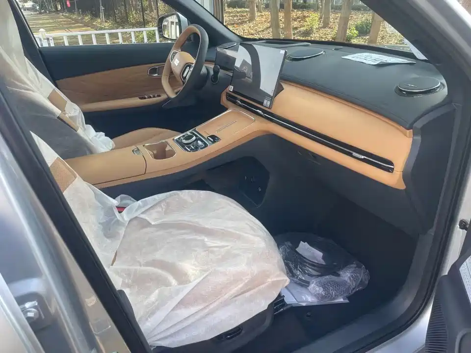 Geely Galaxy Galaxy Starship 7 EM-i