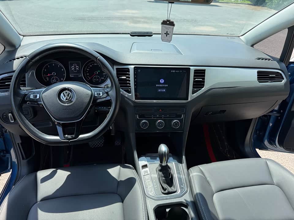 Volkswagen Golf*Jiayu Volkswagen Golf*Jiayu