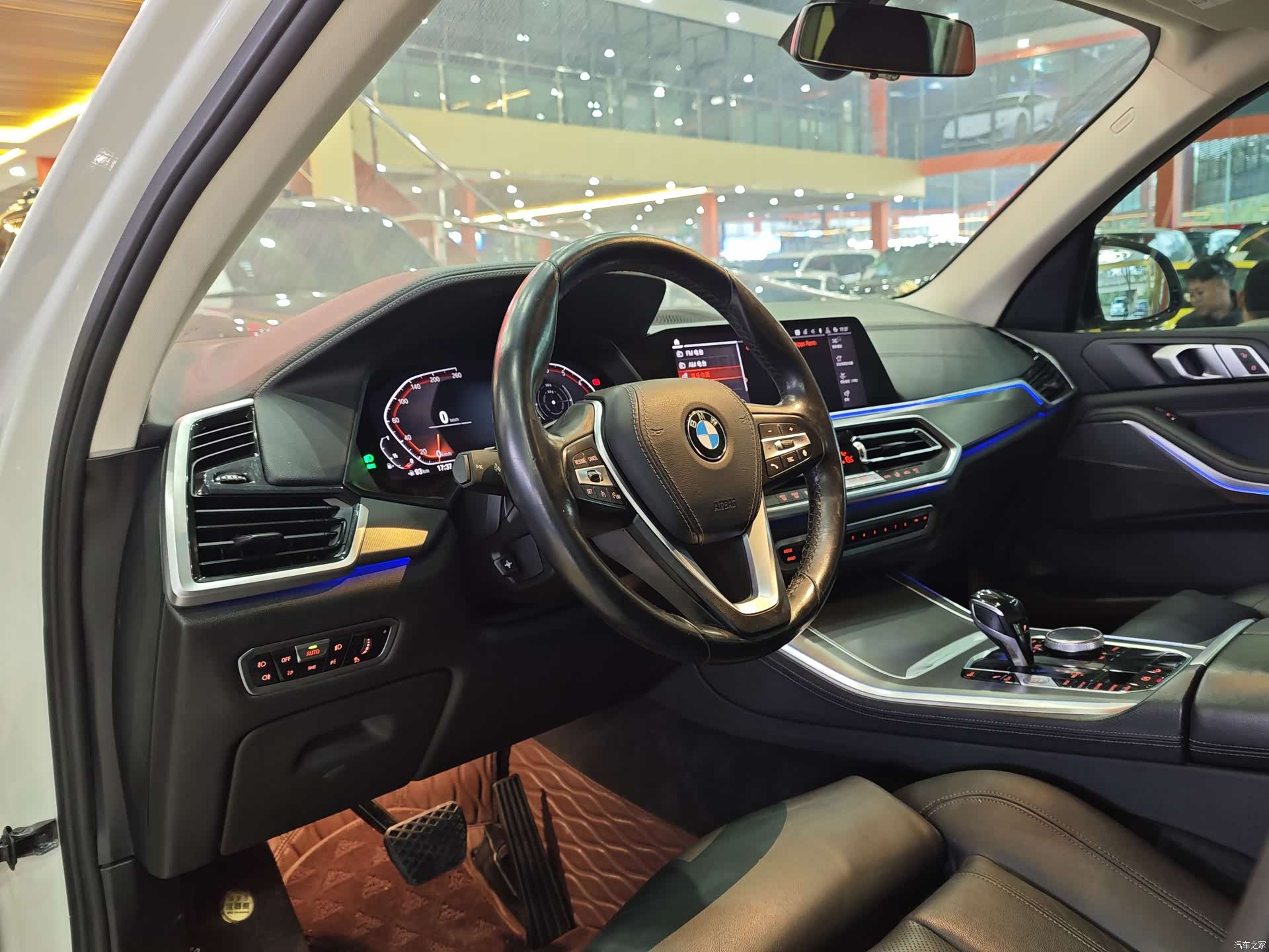 BMW X5, 2020 7