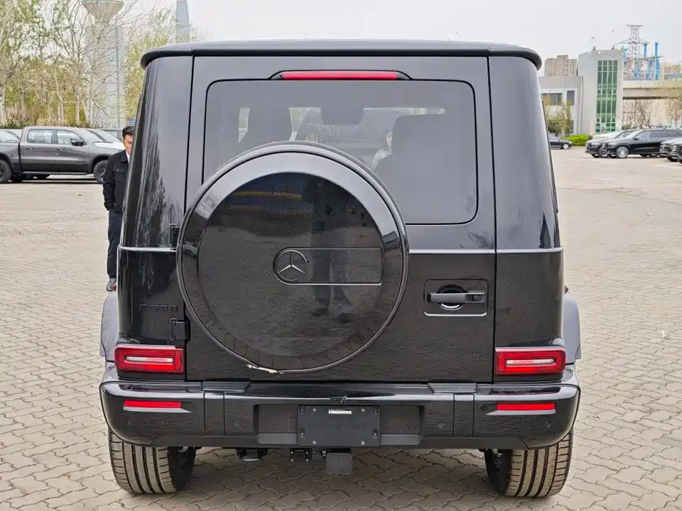 Mercedes-Benz G-class