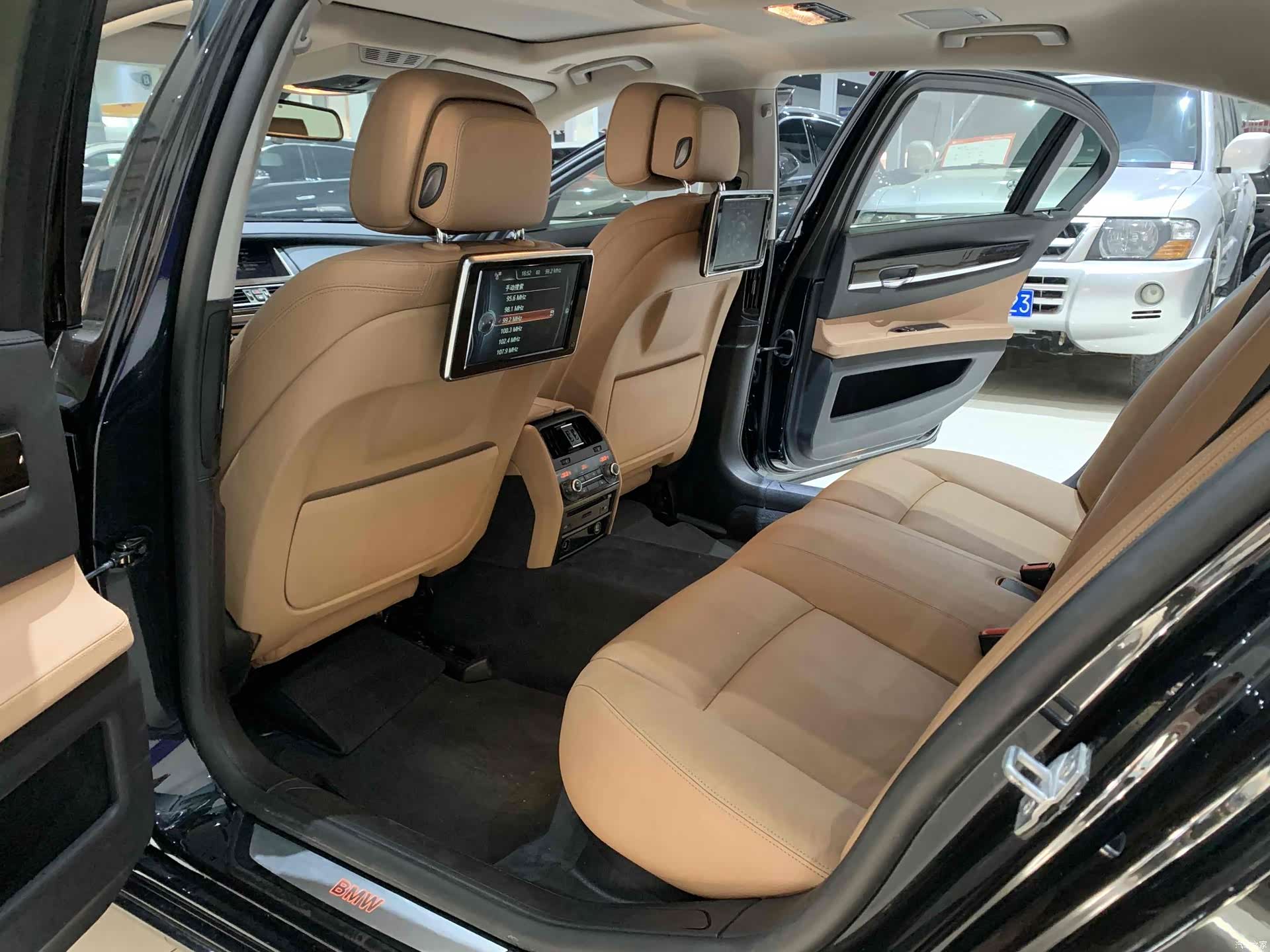 BMW 7 Series, 2014 6