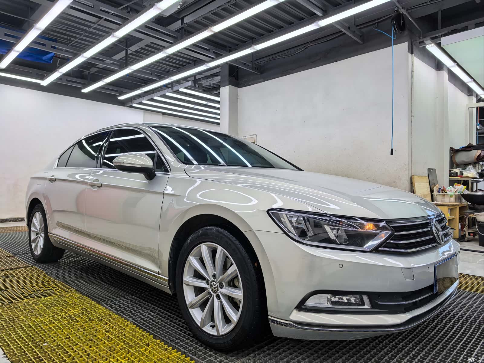 Volkswagen Magotan, 2017 16